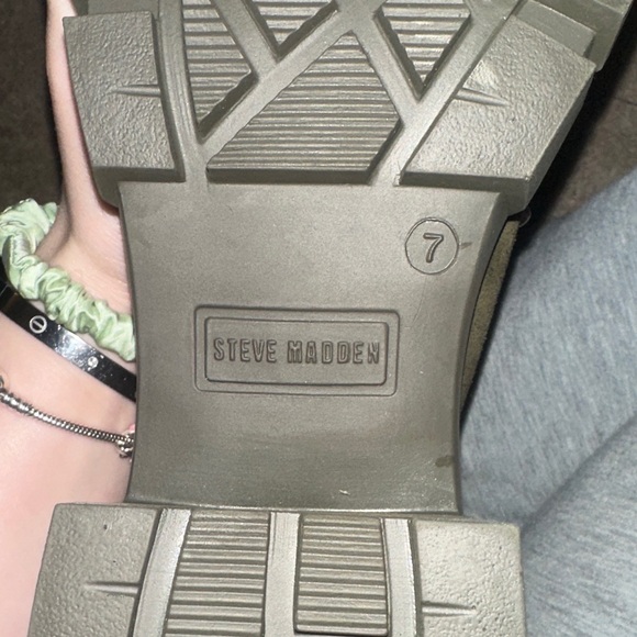 Steve Madden Olive Ankle Booties - Picture 4 of 4